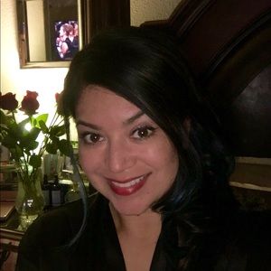 Meet your Posher, Carmen